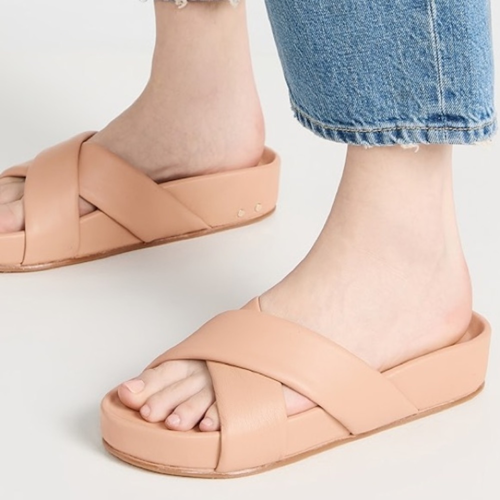 Beek Rhea Criss Cross Sandals in Beige/Tan Size 9